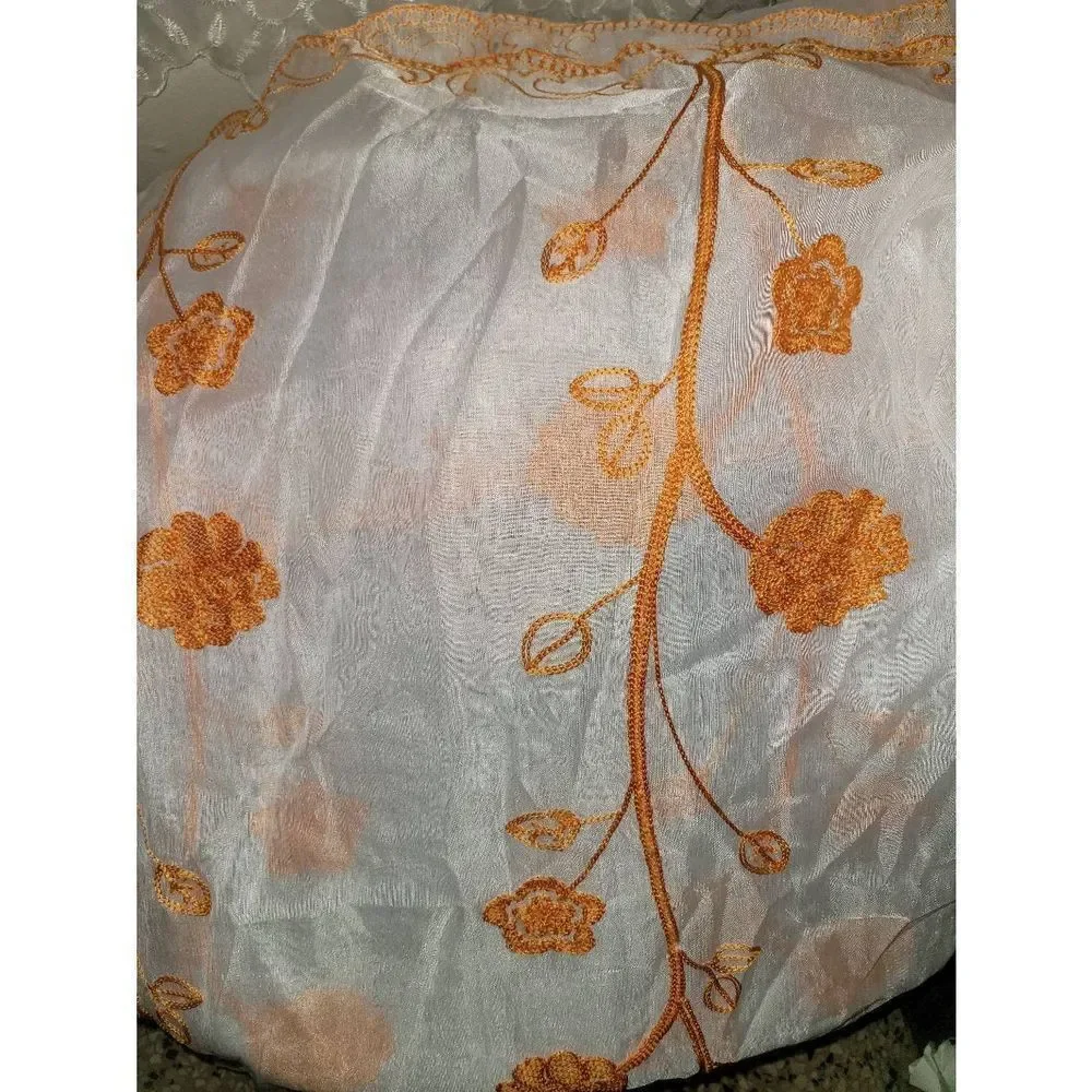 2 curtains or table cloth